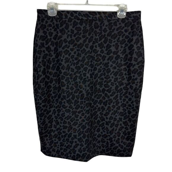 Ann Taylor Cheetah Spots Grey Pencil Skirt- Size 6 - Picture 1 of 6
